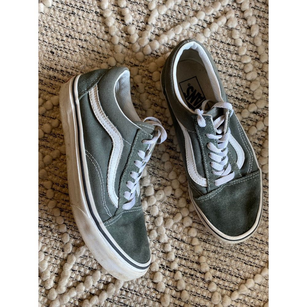 Vans dark green womens size 7 mens 5.5